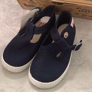Cienta Navy Shoes